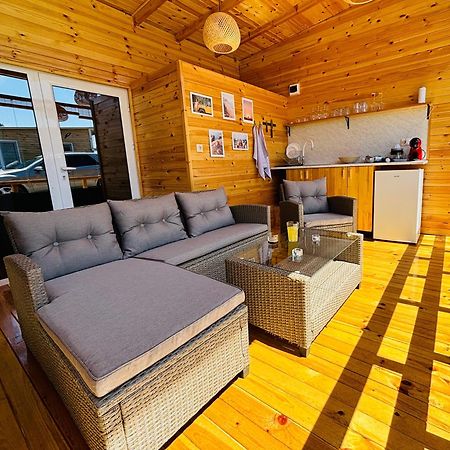 Cozyhut Бунгало Под Наем Chernomorets Exterior foto
